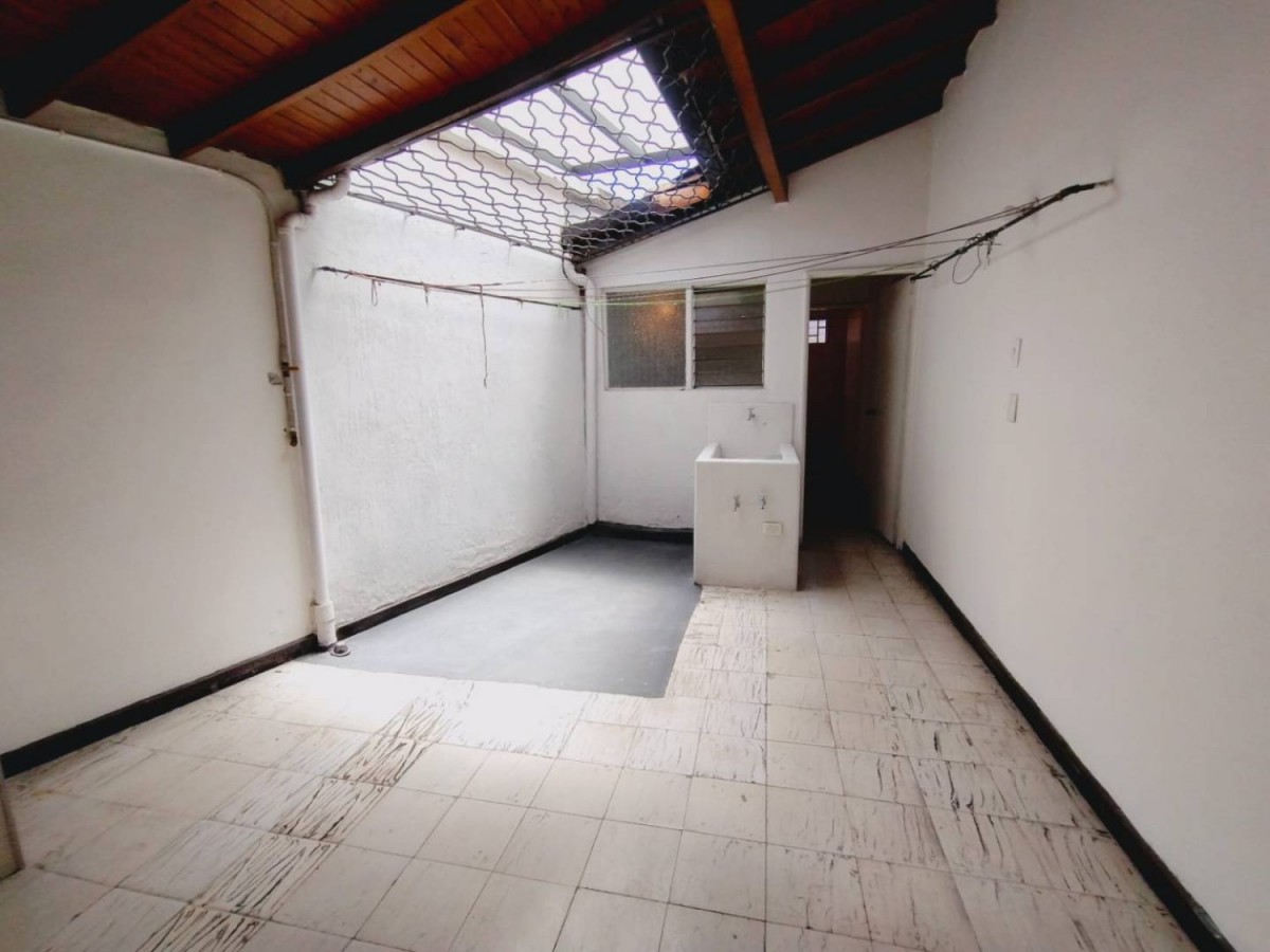4BR House in Calasanz (155 m²) - 4