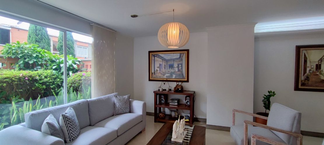 Casa de 4 alcobas en venta en Castropol, Medellín, 200 m² · foto 7 de 24