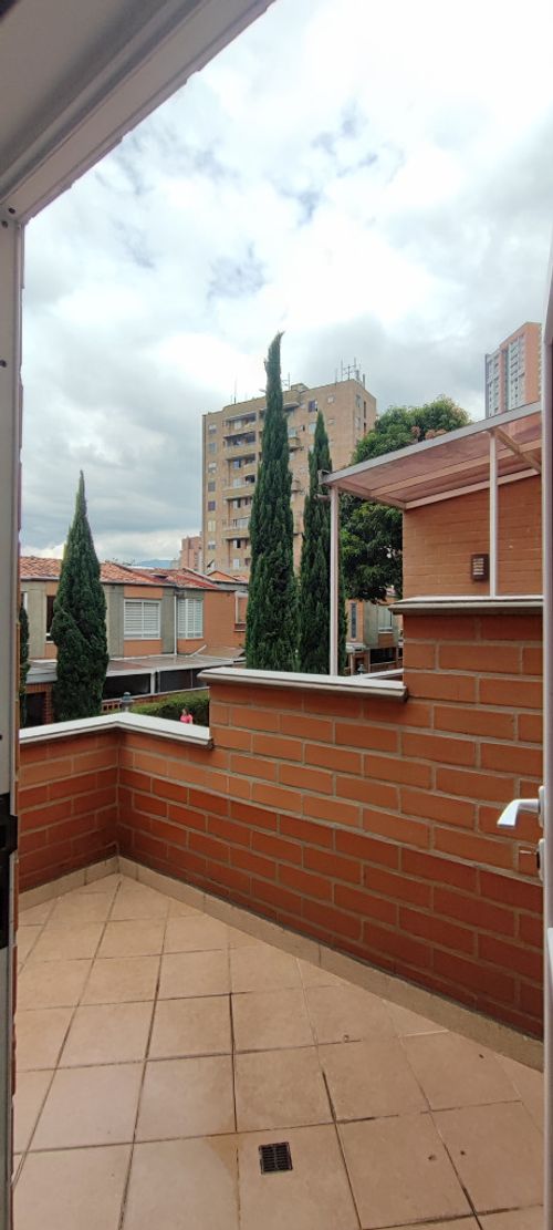 Casa de 4 alcobas en venta en Castropol, Medellín, 200 m² · foto 20 de 24