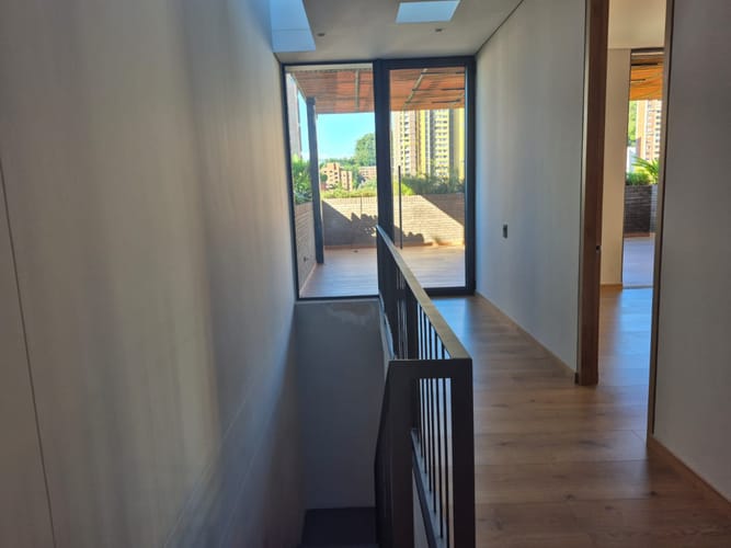 Apartamento de 3 alcobas en venta en Castropol, Medellín, 224 m² · foto 15 de 19