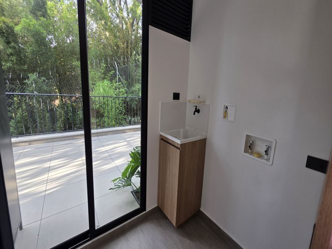 Apartamento en venta en Loma Del Esmeraldal, Envigado · foto 3 de 24