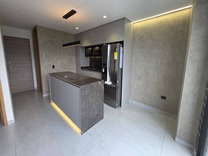Apartamento de 2 alcobas en venta en Las Lomitas, Sabaneta, 65 m² · foto 2 de 19