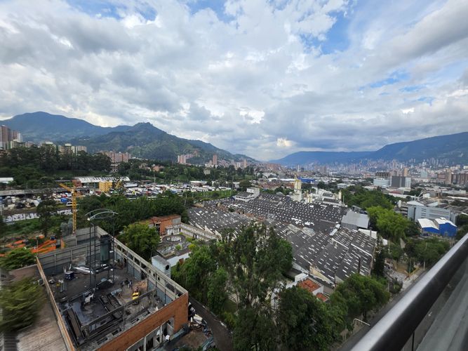 Apartamento de 2 alcobas en venta en Las Lomitas, Sabaneta, 65 m² · foto 6 de 19