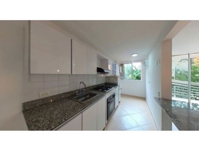 Apartamento de 2 alcobas en arriendo en Castropol, Medellín, 68 m² · foto 2 de 6