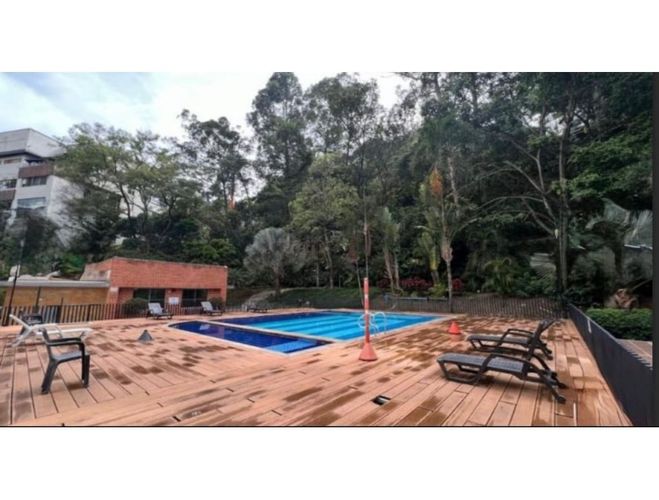 Apartamento de 2 alcobas en arriendo en Castropol, Medellín, 68 m² · foto 6 de 6