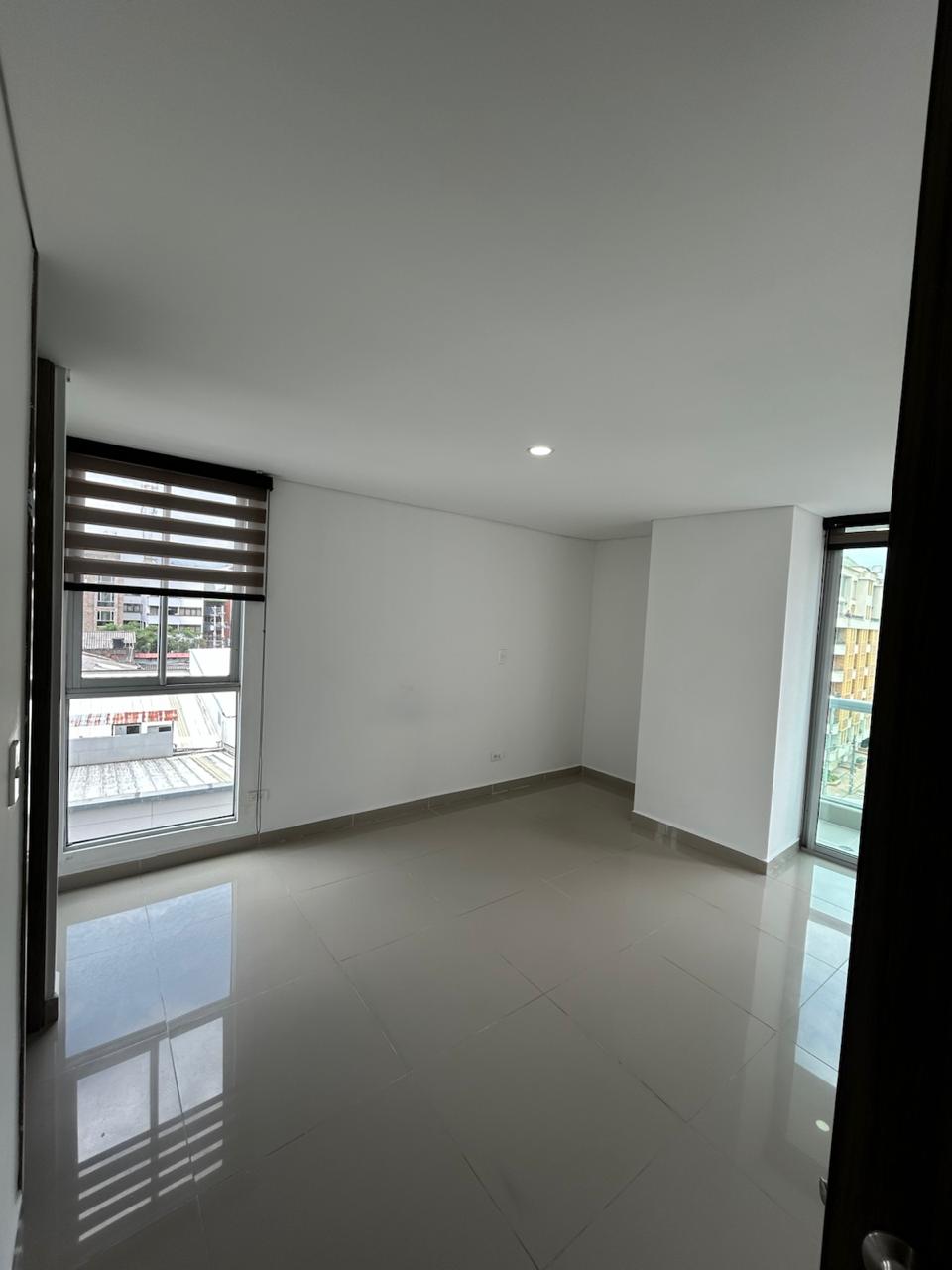 Apartamento en venta en Avenida 19 Norte, Armenia · foto 3 de 24