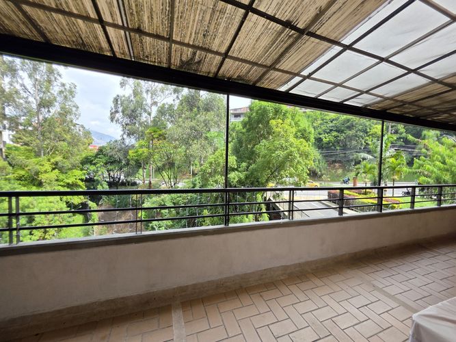 Apartamento en venta en Altos Del Poblado, Medellín · foto 6 de 16