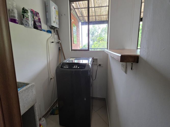 Apartamento en venta en Altos Del Poblado, Medellín · foto 9 de 16