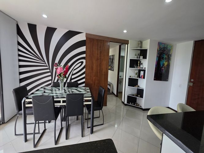 Apartamento en venta en Altos Del Poblado, Medellín · foto 10 de 16