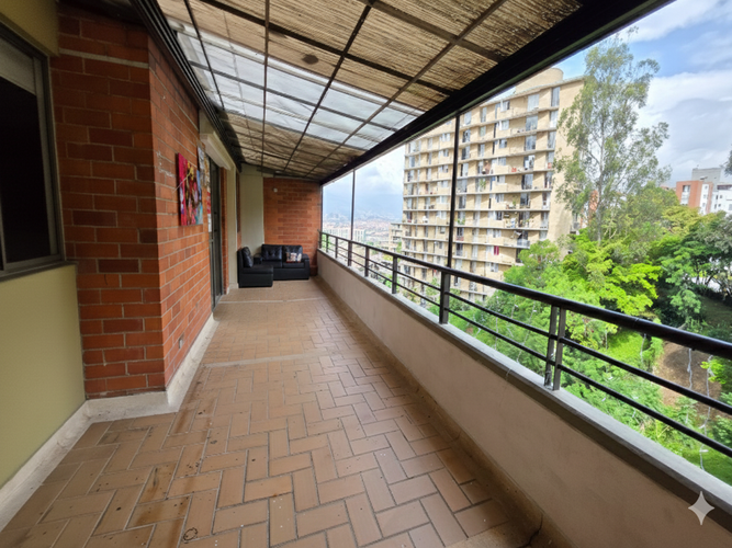 Apartamento en venta en Altos Del Poblado, Medellín · foto 16 de 16