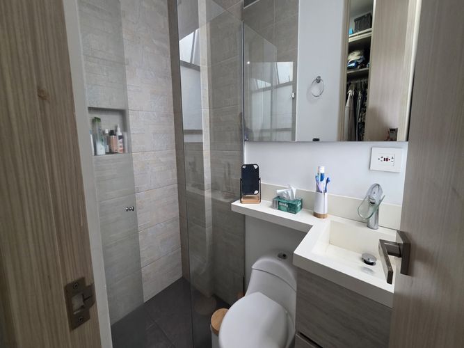 Casa de 3 alcobas en venta en El Esmeraldal, Envigado, 328 m² · foto 17 de 24