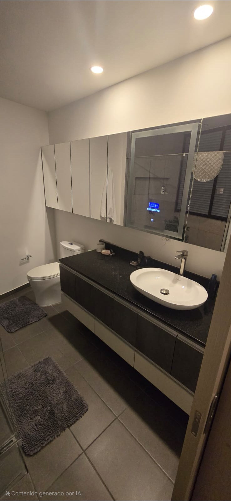 Apartamento en venta en Altos Del Poblado, Medellín · foto 22 de 24