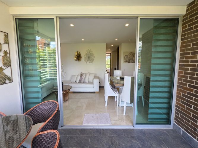 Apartamento de 3 alcobas en venta en El Poblado, Medellín, 130 m² · foto 6 de 24