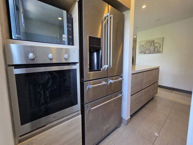 Apartamento de 3 alcobas en venta en El Poblado, Medellín, 130 m² · foto 10 de 24