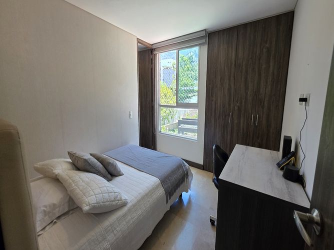 Apartamento de 3 alcobas en venta en El Poblado, Medellín, 130 m² · foto 19 de 24