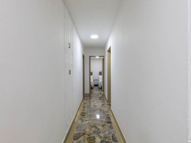 Casa de 5 alcobas en venta en Estadio, Medellín, 197 m² · foto 9 de 24