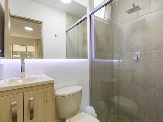 Casa de 5 alcobas en venta en Estadio, Medellín, 197 m² · foto 22 de 24