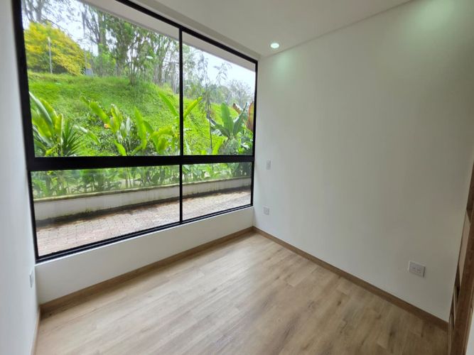 Apartamento de 3 alcobas en venta en Loma Del Escobero, Envigado, 163 m² · foto 12 de 20