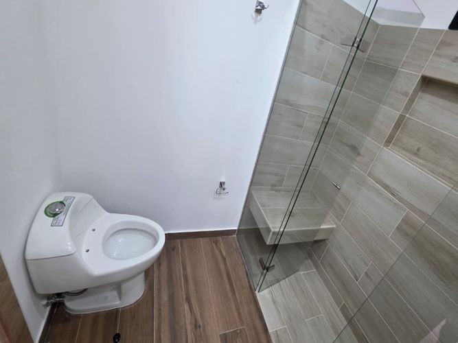 Apartamento de 3 alcobas en venta en Loma Del Escobero, Envigado, 163 m² · foto 20 de 20