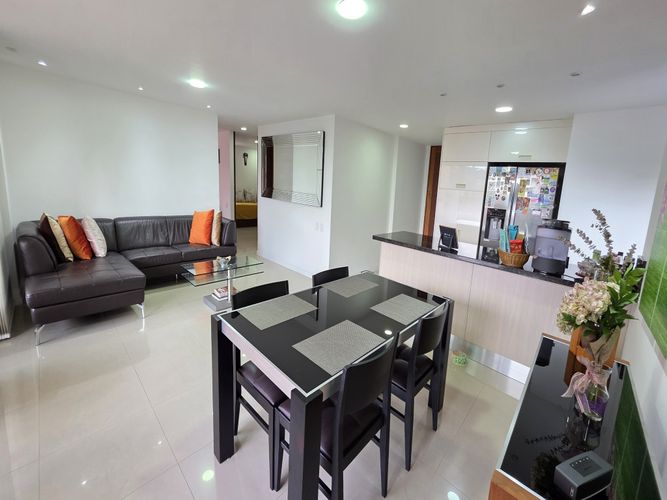 Apartamento de 3 alcobas en venta en Belén, Medellín, 140 m² · foto 2 de 19
