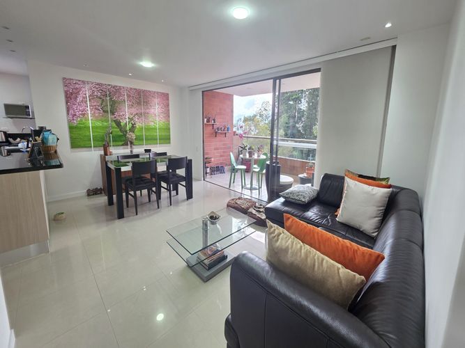 Apartamento de 3 alcobas en venta en Belén, Medellín, 140 m² · foto 11 de 19