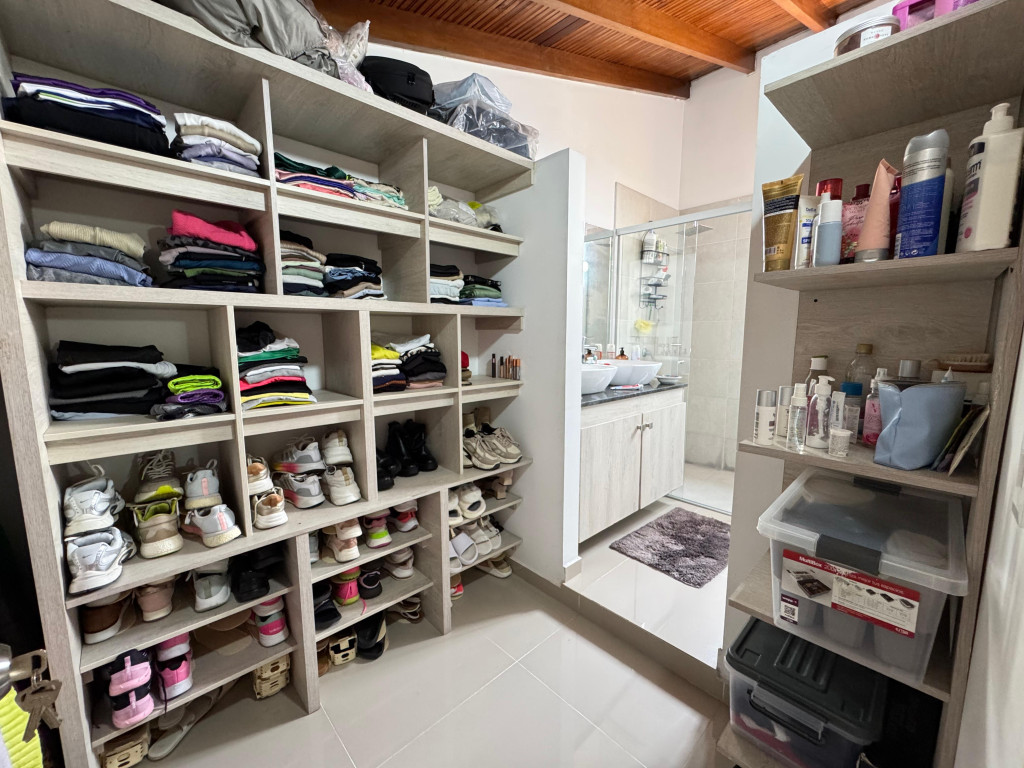 Apartamento en venta en Laureles, Medellín · foto 18 de 20