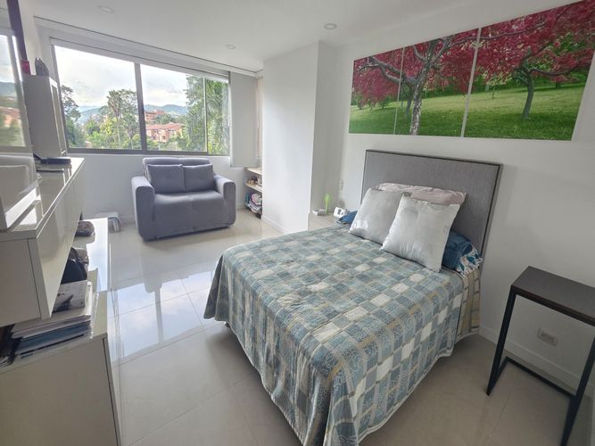 Apartamento de 3 alcobas en venta en Belén, Medellín, 140 m² · foto 15 de 19