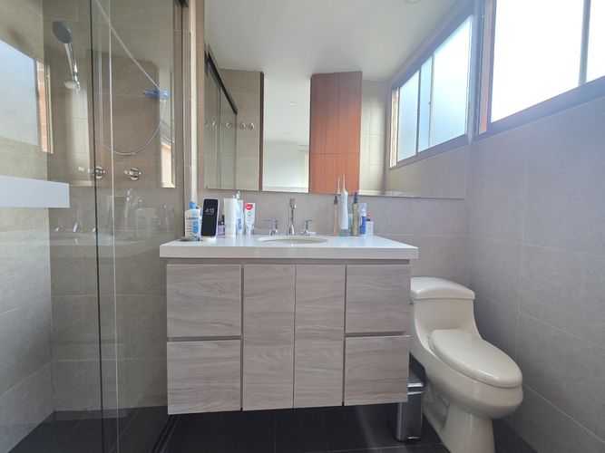 Apartamento de 3 alcobas en venta en Belén, Medellín, 140 m² · foto 18 de 19