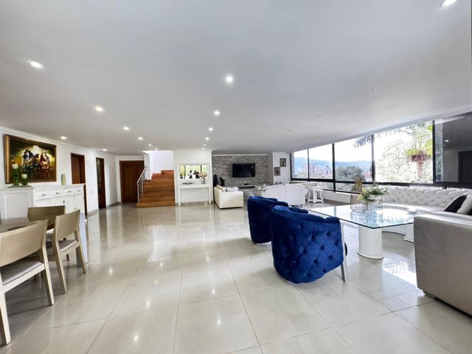 Casa de 4 alcobas en venta en Los Balsos, Medellín, 476 m² · foto 9 de 24