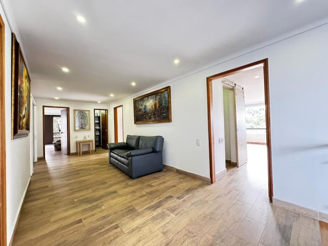 Casa de 4 alcobas en venta en Los Balsos, Medellín, 476 m² · foto 19 de 24
