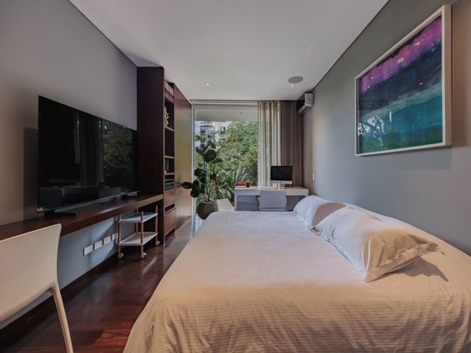 Apartamento de 1 alcoba en venta en El Poblado, Medellín, 174 m² · foto 10 de 24