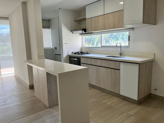 Apartamento de 3 alcobas en venta en Mayorca, Sabaneta, 104 m² · foto 4 de 21