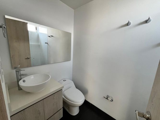 Apartamento de 3 alcobas en venta en Mayorca, Sabaneta, 104 m² · foto 8 de 21