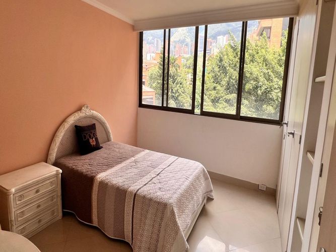 Apartamento de 4 alcobas en venta en El Poblado, Medellín, 265 m² · foto 10 de 20