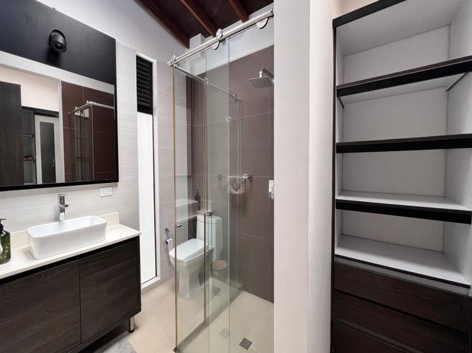 Casa de 3 alcobas en venta en Los Balsos, Medellín, 450 m² · foto 19 de 21