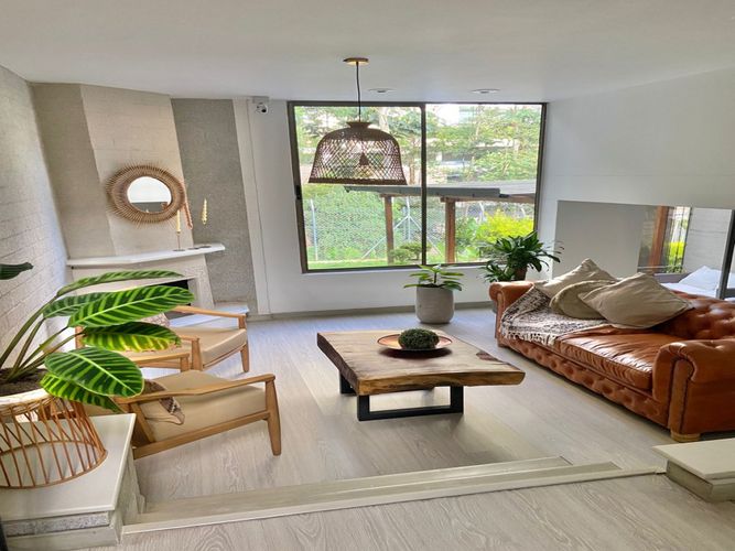 Casa de 4 alcobas en venta en Los Balsos, Medellín, 337 m² · foto 5 de 8