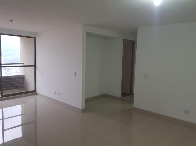 Apartamento de 3 alcobas en venta en La Doctora, Sabaneta, 74 m² · foto 3 de 13