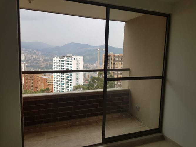 Apartamento de 3 alcobas en venta en La Doctora, Sabaneta, 74 m² · foto 4 de 13