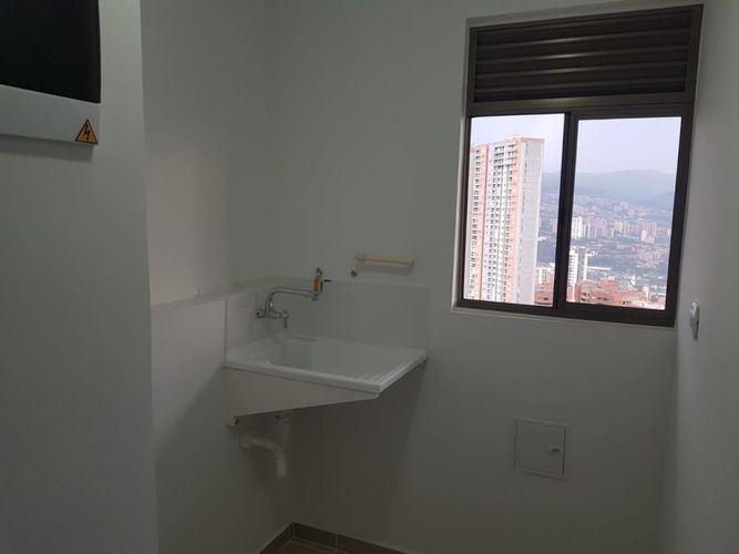 Apartamento de 3 alcobas en venta en La Doctora, Sabaneta, 74 m² · foto 13 de 13