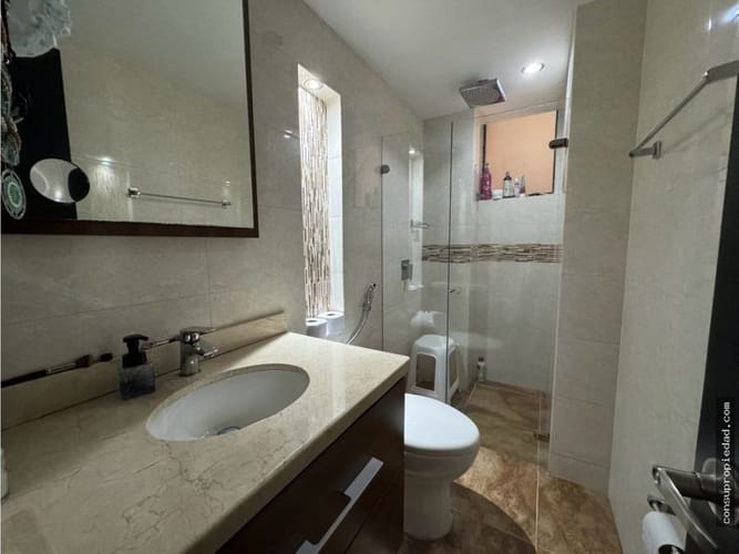 Apartamento de 3 alcobas en venta en El Diamante No. 2, Medellín, 101 m² · foto 9 de 12