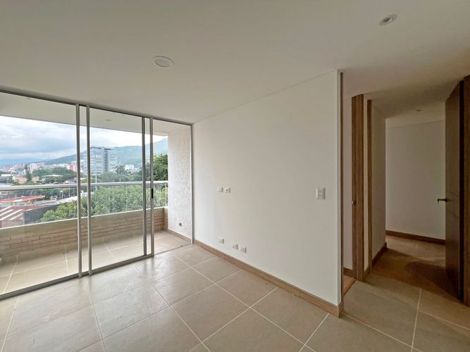 Apartamento en venta en La Flora, Cali · foto 4 de 14