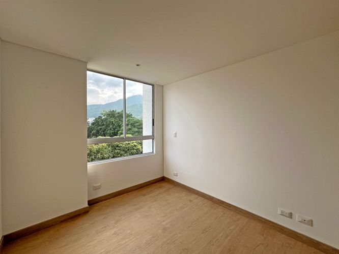 Apartamento en venta en La Flora, Cali · foto 7 de 14