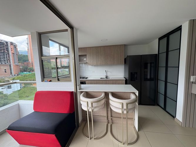 Apartamento de 3 alcobas en venta en Mayorca, Sabaneta, 85 m² · foto 4 de 24