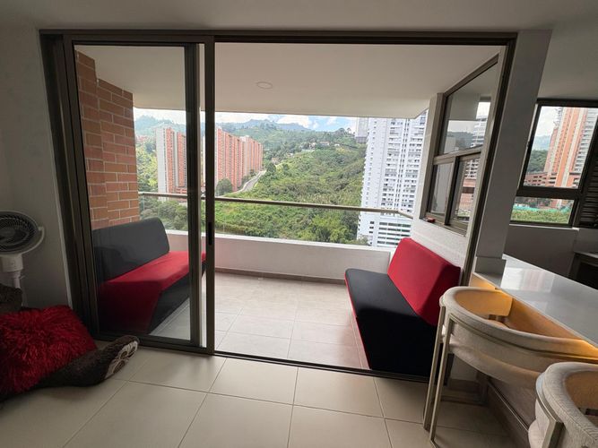 Apartamento de 3 alcobas en venta en Mayorca, Sabaneta, 85 m² · foto 5 de 24
