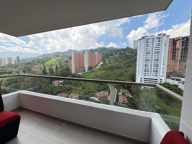 Apartamento de 3 alcobas en venta en Mayorca, Sabaneta, 85 m² · foto 6 de 24