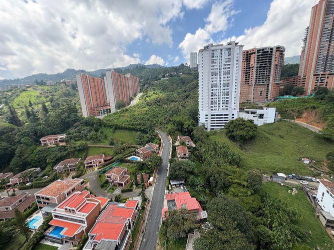 Apartamento de 3 alcobas en venta en Mayorca, Sabaneta, 85 m² · foto 7 de 24