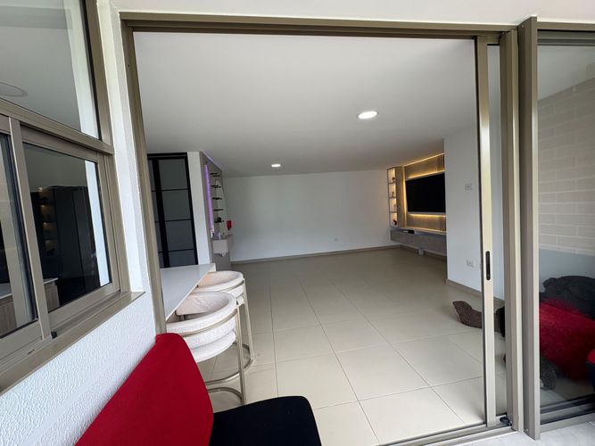 Apartamento de 3 alcobas en venta en Mayorca, Sabaneta, 85 m² · foto 9 de 24