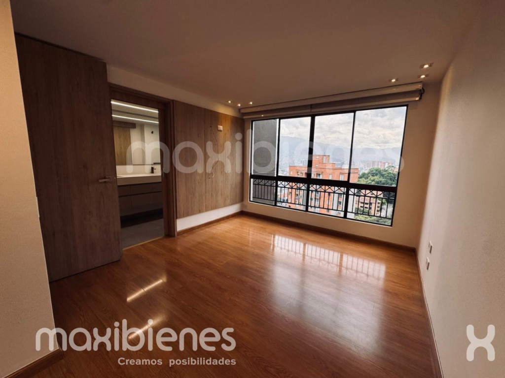 Apartamento en arriendo en Castropol, Medellín · foto 11 de 17