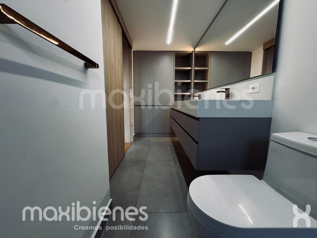 Apartamento en arriendo en Castropol, Medellín · foto 15 de 17