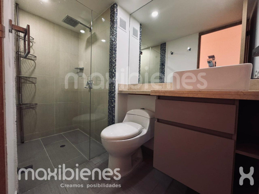 Apartamento en arriendo en Castropol, Medellín · foto 16 de 17